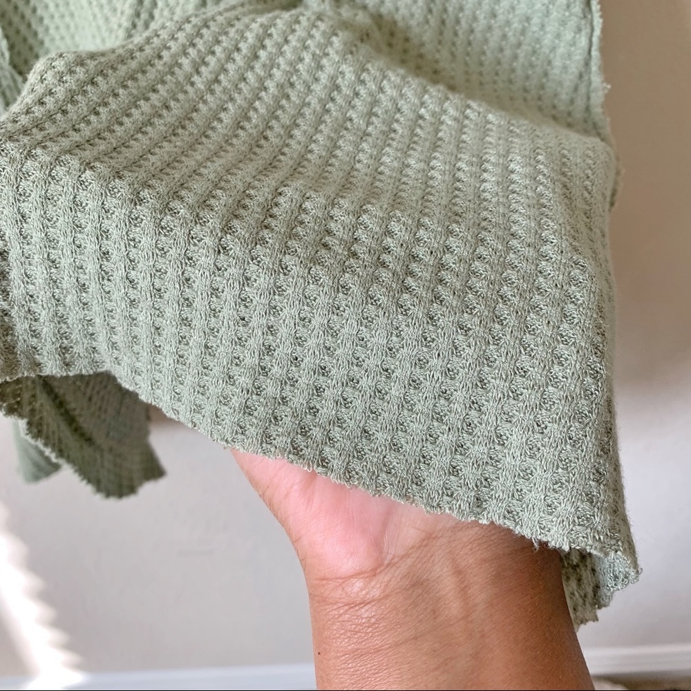 We The Free Green Cowl Neck Top Size S - Picture 9 of 12